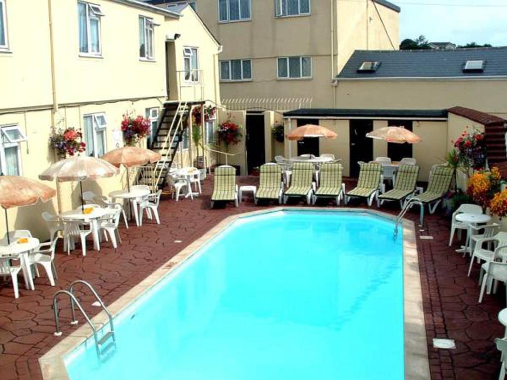 Ashley Court Hotel توركواي المظهر الخارجي الصورة